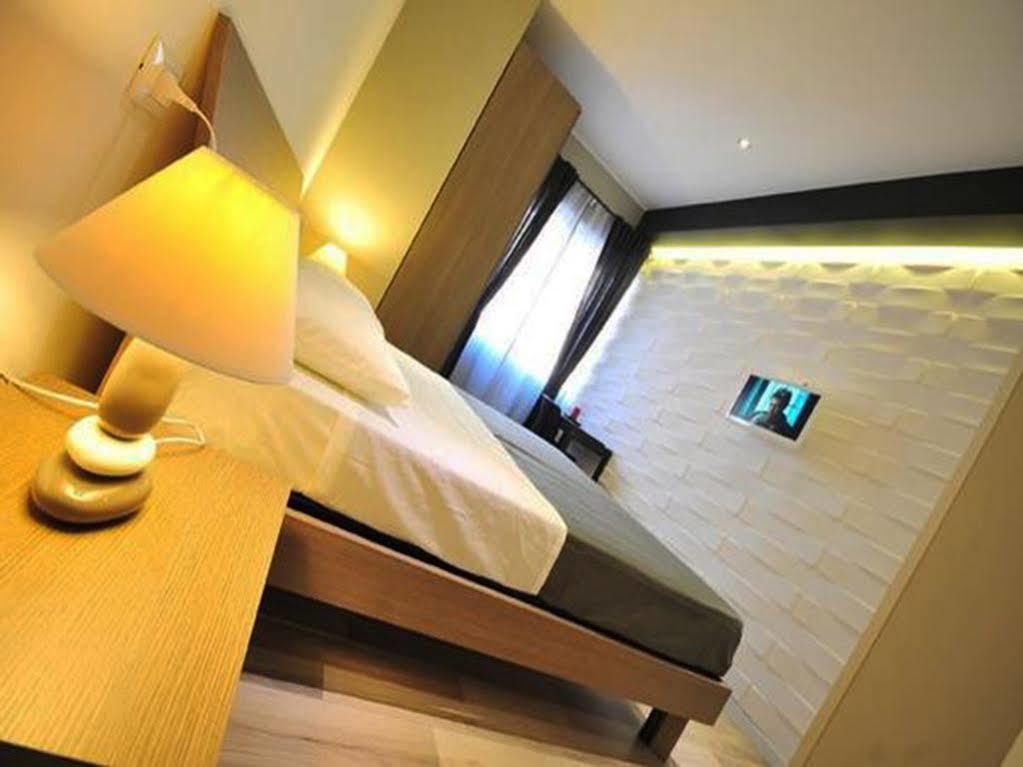 Bed and Breakfast Living Рим Екстер'єр фото